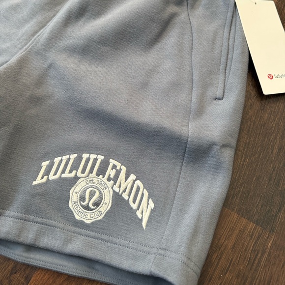 🆕 Lululemon Scuba Mid Rise Oversized Shorts 7” Graphic - Picture 12 of 16